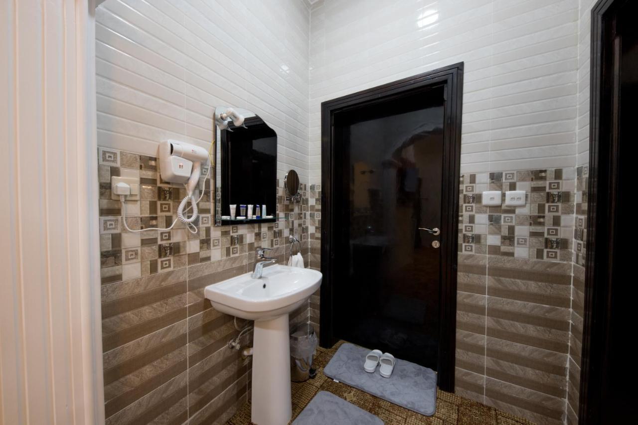 Jasmine Beach Hotel Suites Янбу Екстер'єр фото