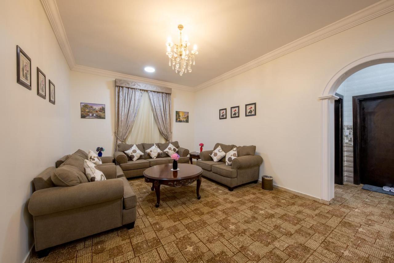 Jasmine Beach Hotel Suites Янбу Екстер'єр фото